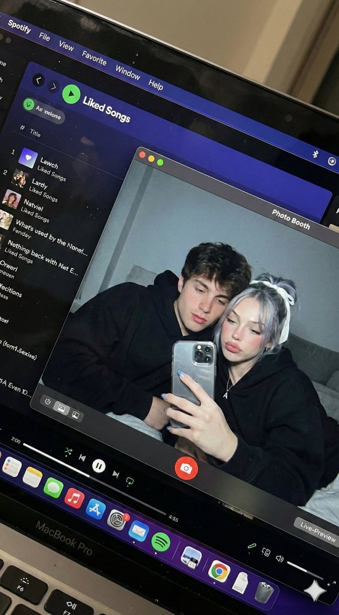 Capture Authentic Couple Selfies