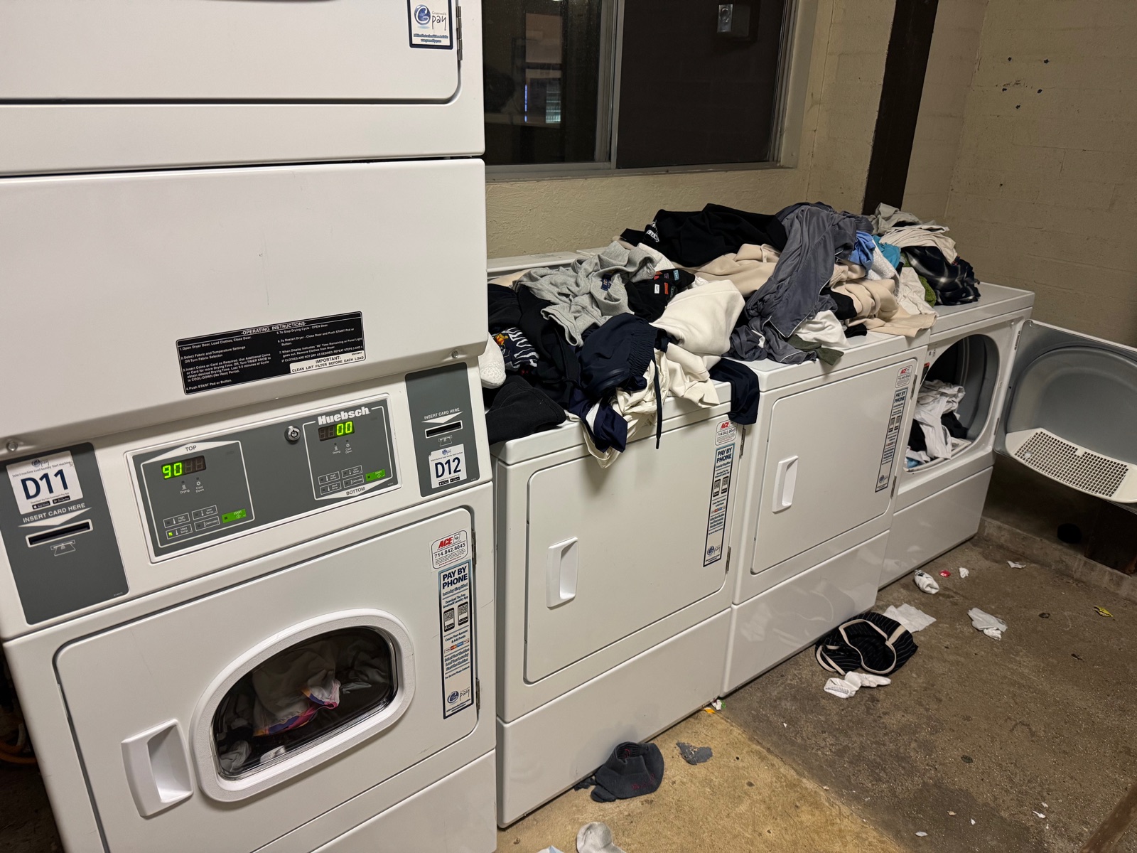 Laundry room of a Webb dorm on a random Monday night