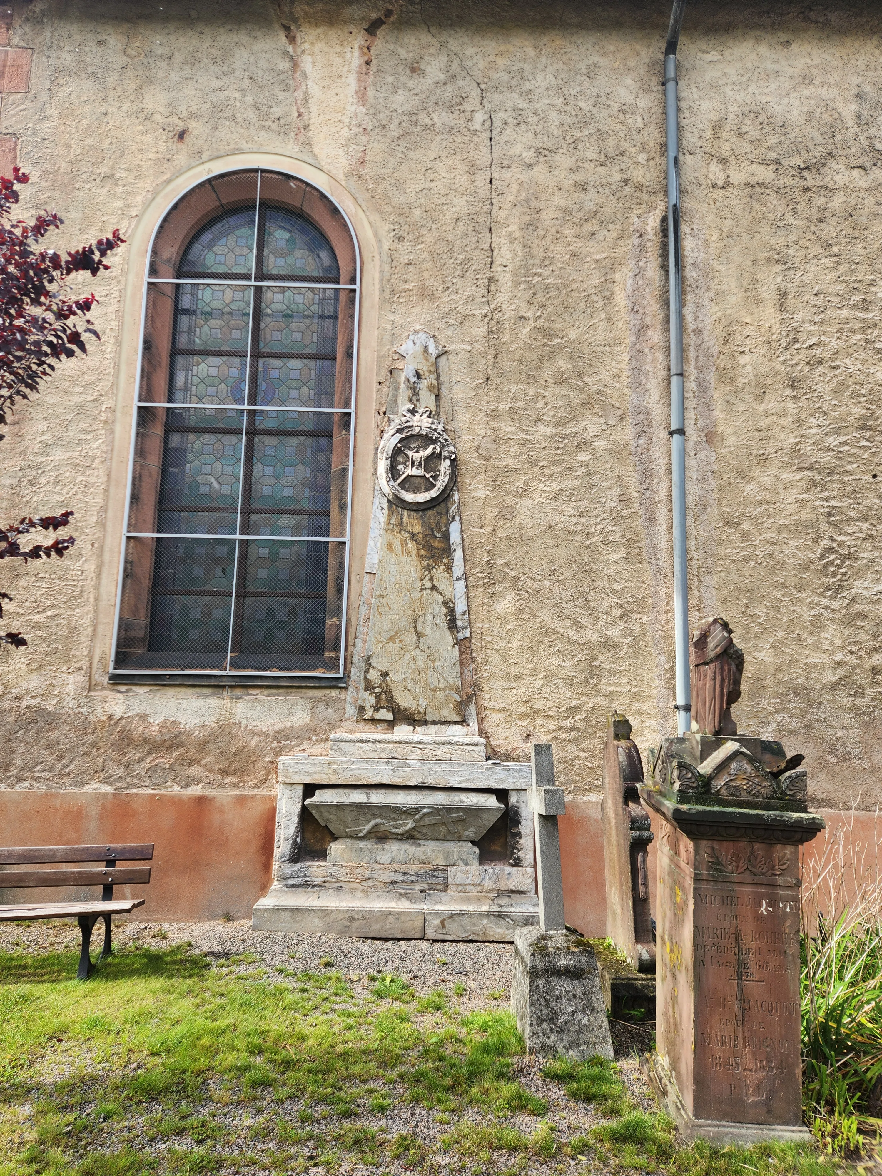 18th-century funerary monument