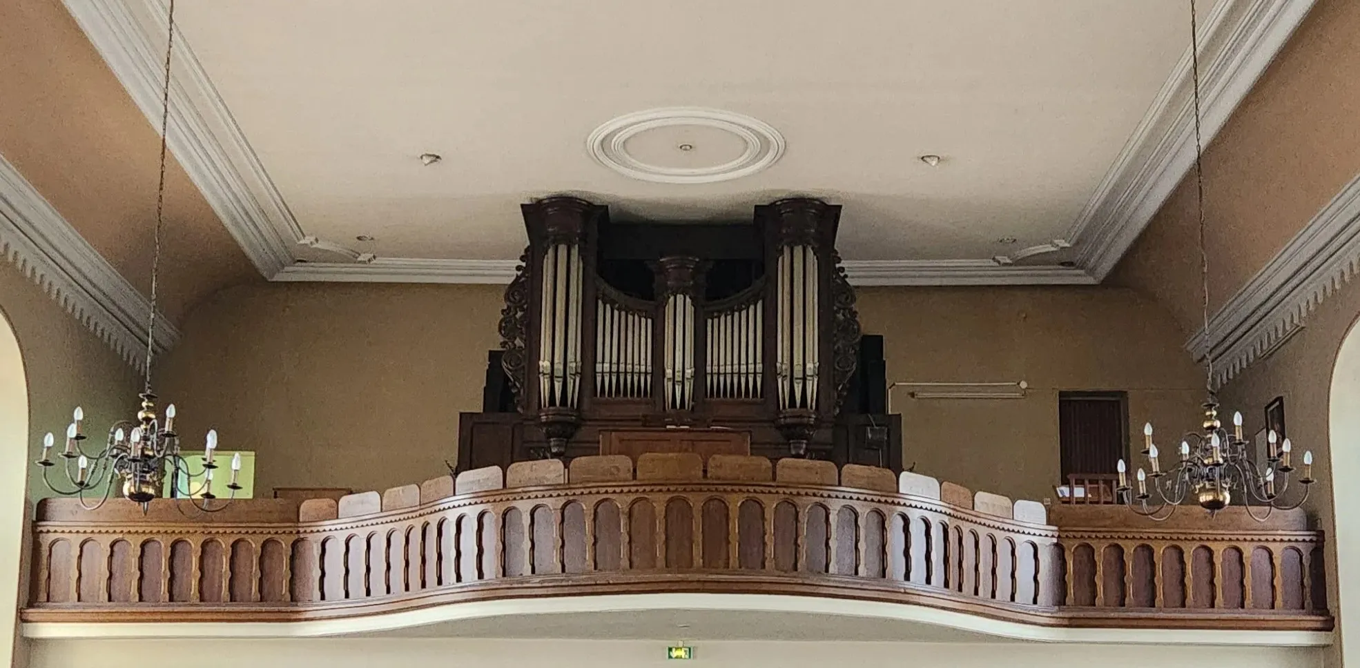 La tribune et l'orgue