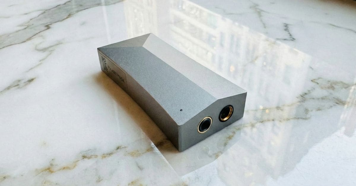 Astell & Kern HC4の3.5mmと4.4mm出力端子