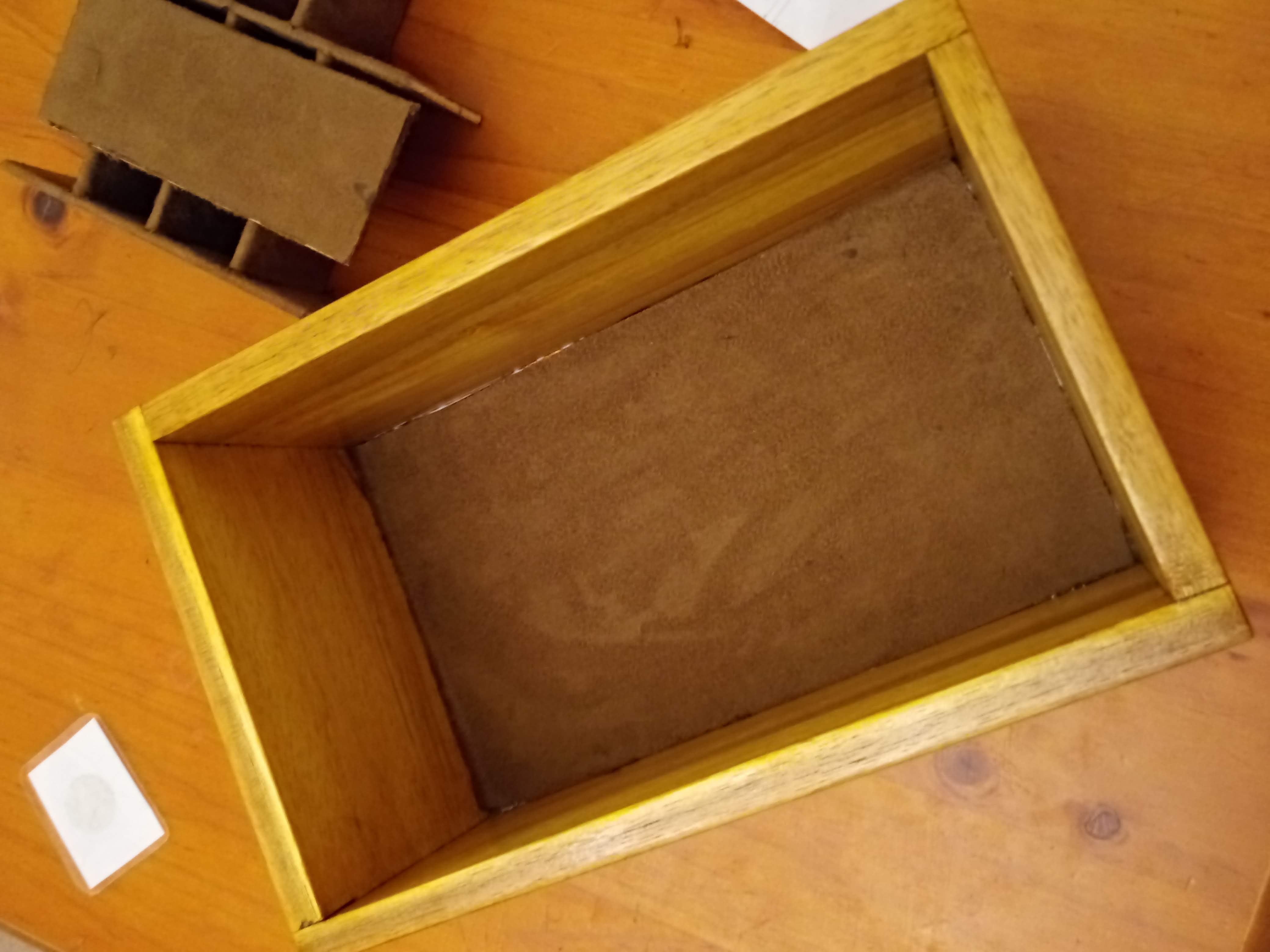 card-box