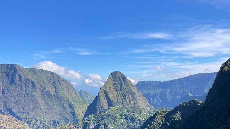 Panoramic view of Mafate from the Scout Trail