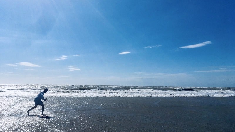 Surfing in Le Touquet @tripser