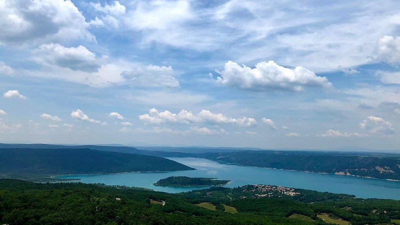 View on Sainte-Croix's lake ©tripser