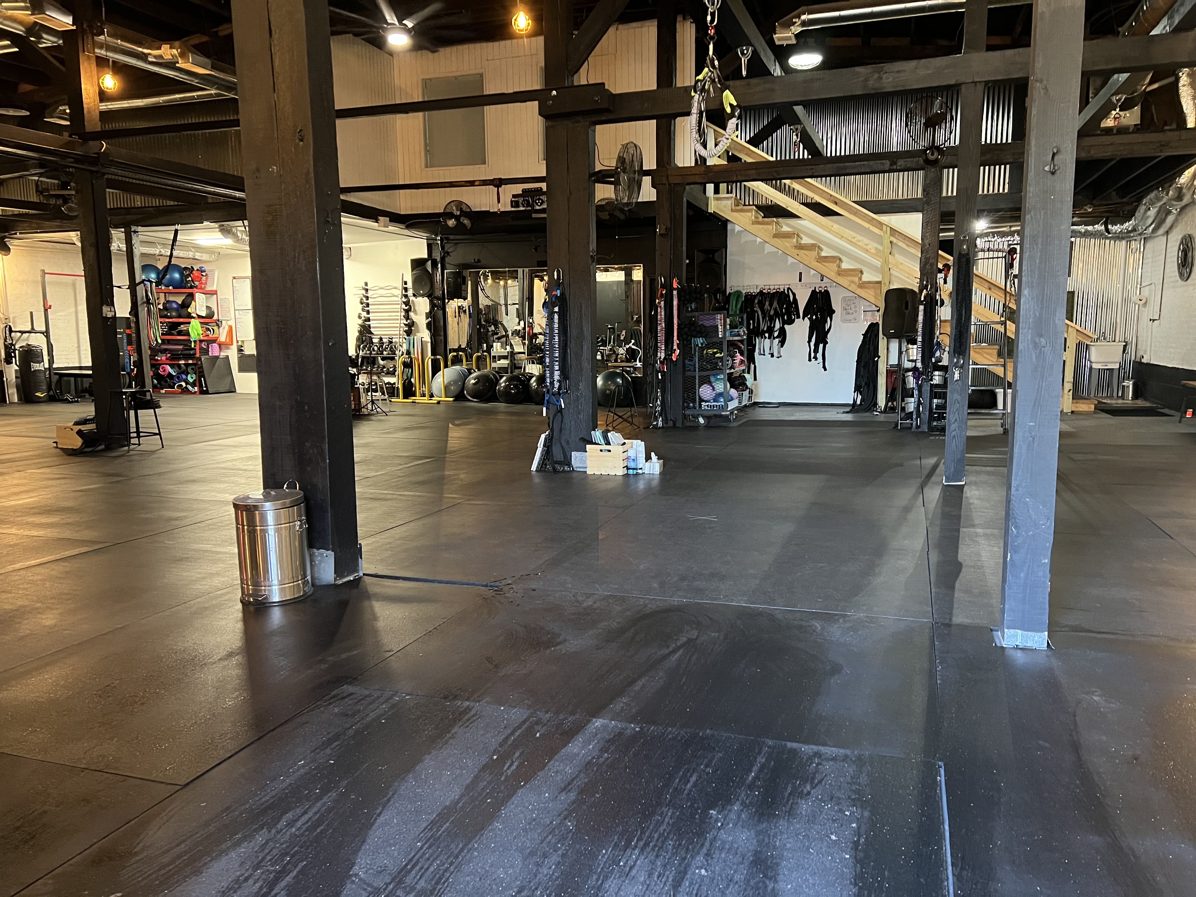 Bungee Fitness Factory gym interior