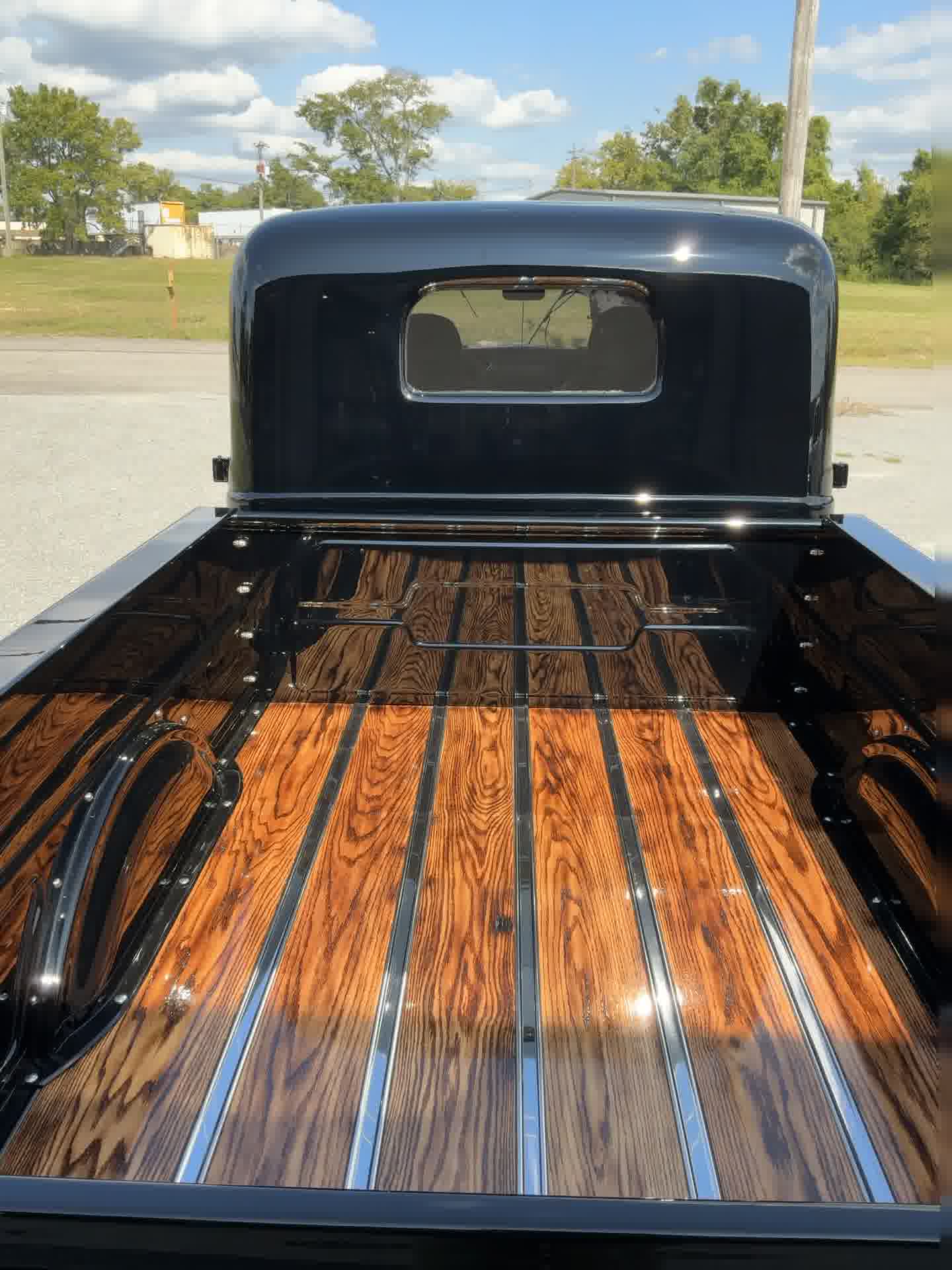 Synistra - 1946 Dodge Power Wagon 4-Door Cab thumbnail 9