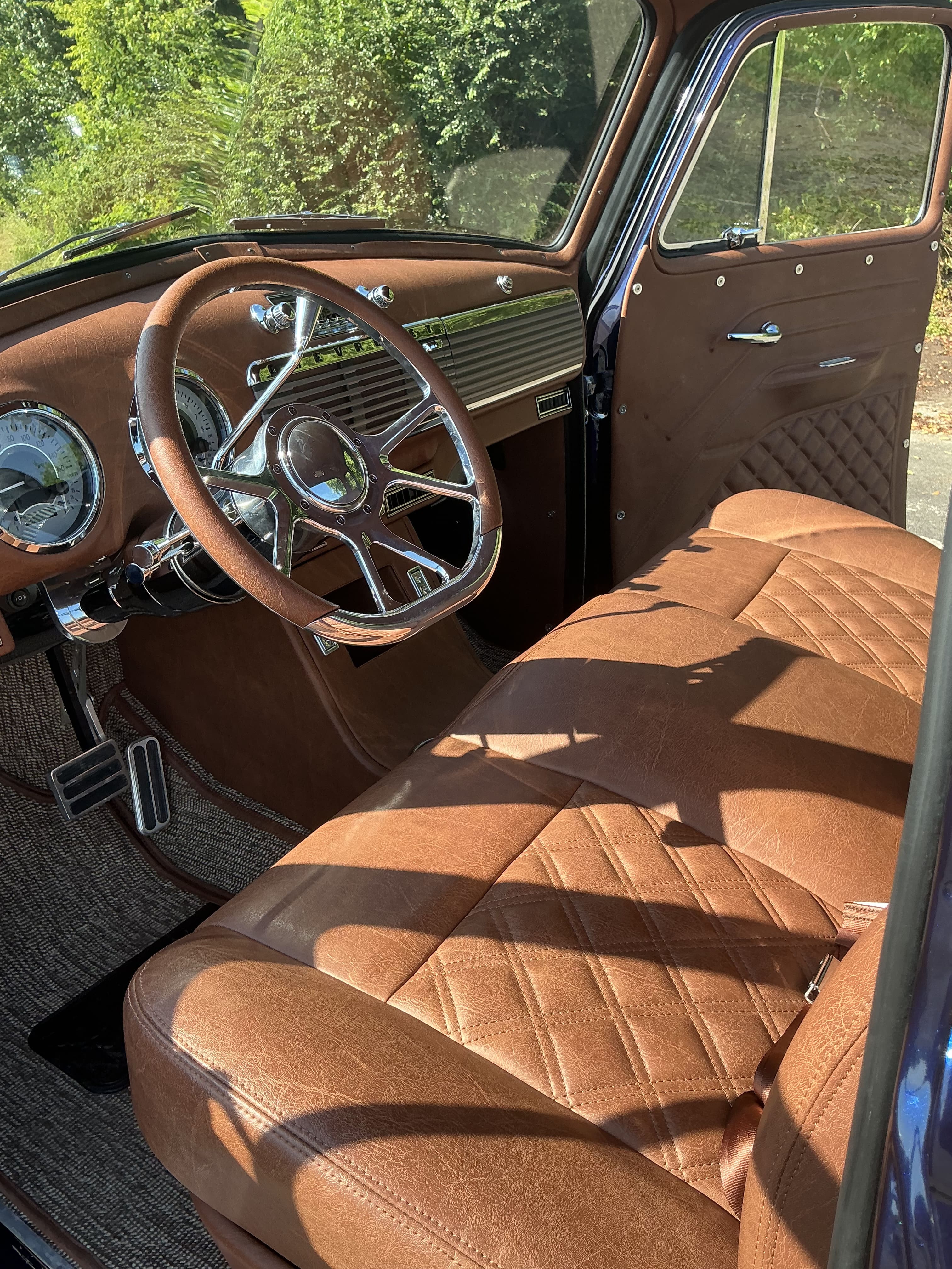 1952 Chevy 5-Window Truck thumbnail 5