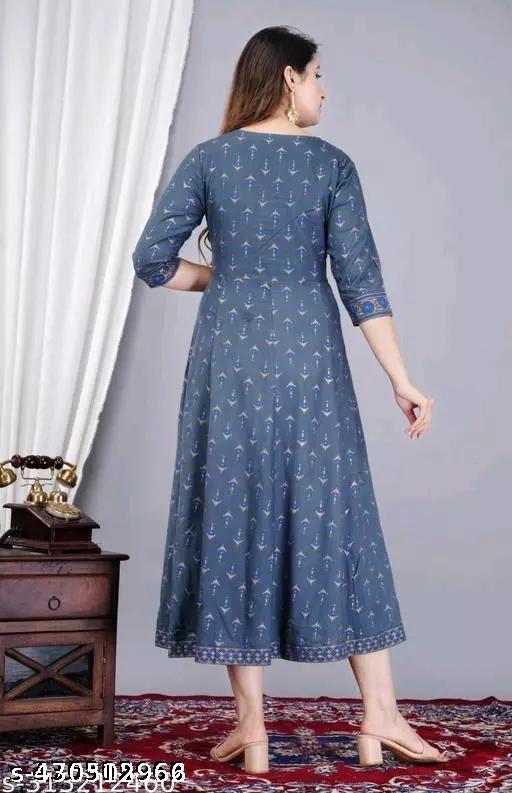 REVIVO Ladies syalis Grey English colour Style Berry Women printed Rayon Straight Anarkali Kurti (Grey Patta)) - REVIVO