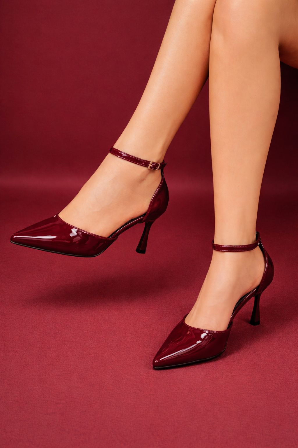 Women's Pointed Toe High Heel Fashionable Pumps - Savéra collection