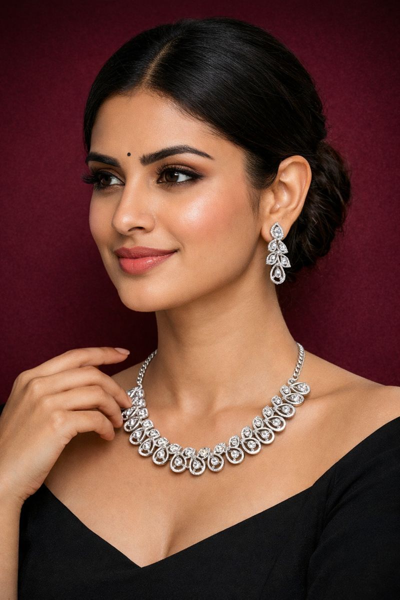 Rhodium Plated Jewellery Set with White Austrian Diamond 