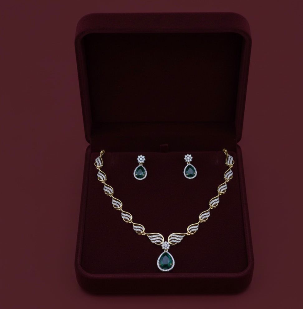 Elite Chunky Women Necklaces & Chains