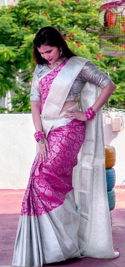 Ready to Wear Jacquard Pink Tassels and Latkans Saree With Blouse