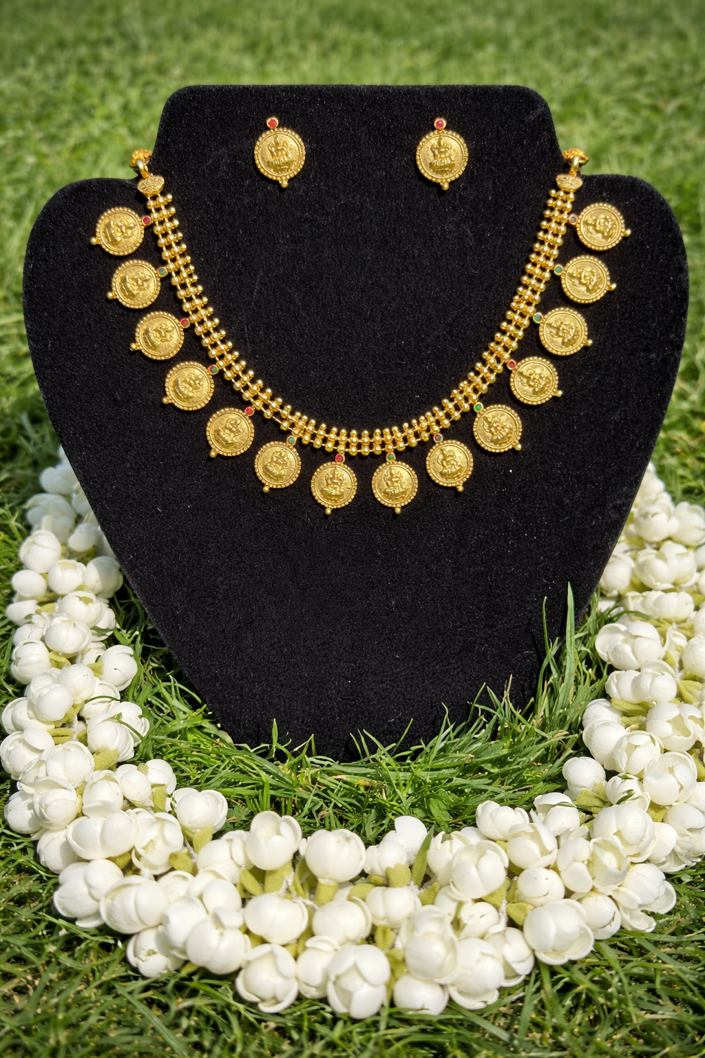 Astra Kasu Choker Set 