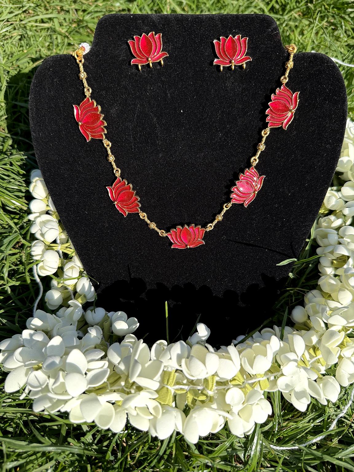 Red Lotus Chocker Set - Astra by Ash 
