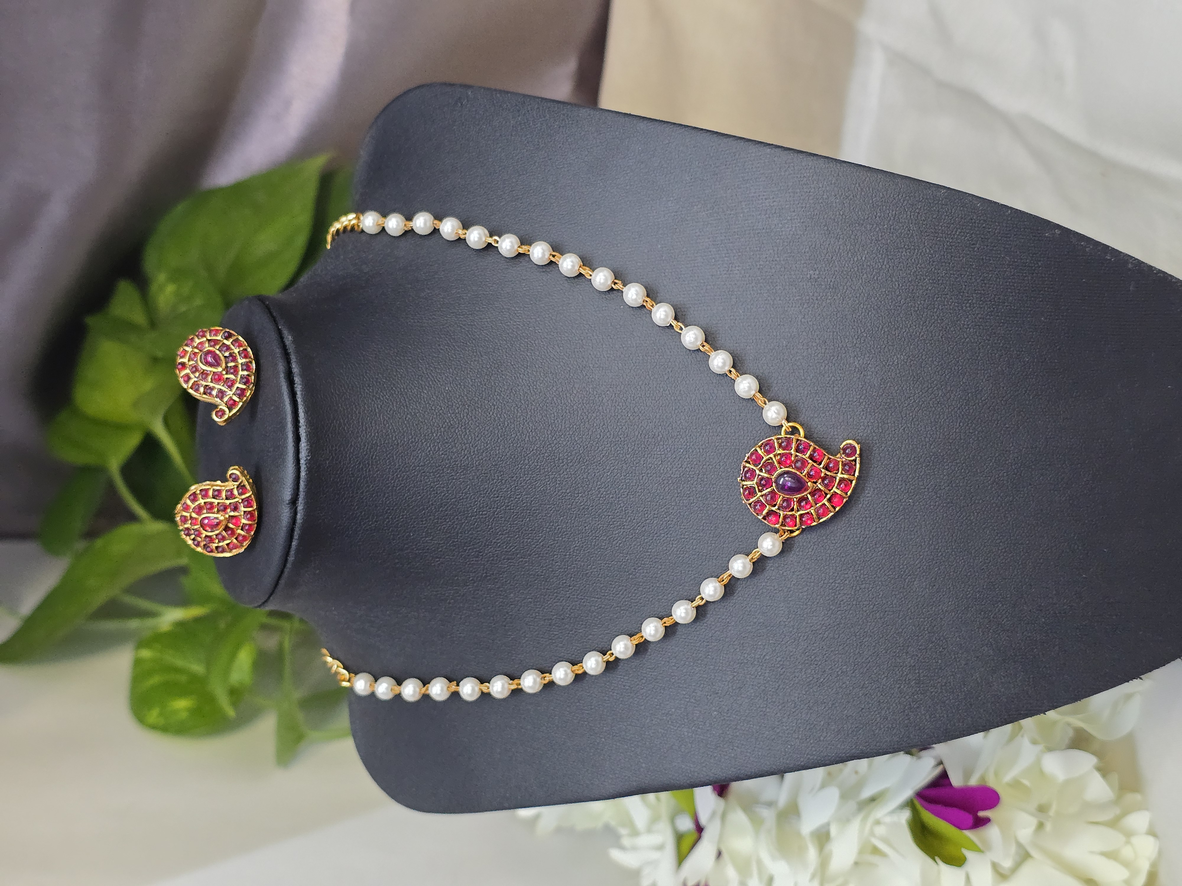 Mrinal Pearl Red Choker Set - Astra by Ash 
