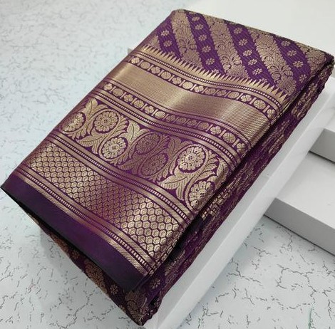 Get This New Arrivals Leheriya Design Brocade Pattu Silk Saree With Contrast Antique Zari Woven Pallu & Blouse Piece