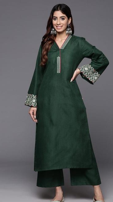 Women embroidered kurta with pallazo 