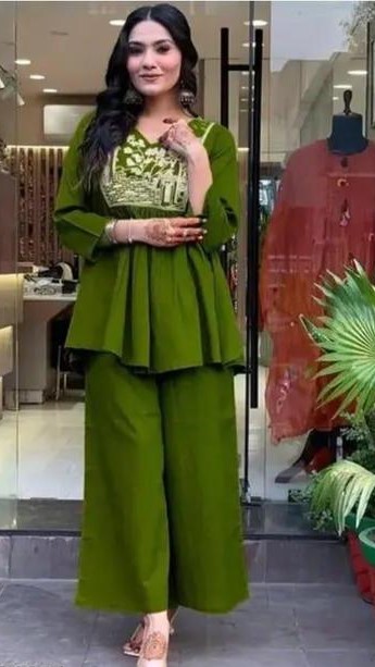 women & girls stylish  green rayon fabric  short kurti with palazzo