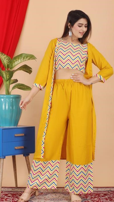 Look and Like Women Kurta, Ethnic Jacket and Pyjama Set Viscose Rayon (yellow0