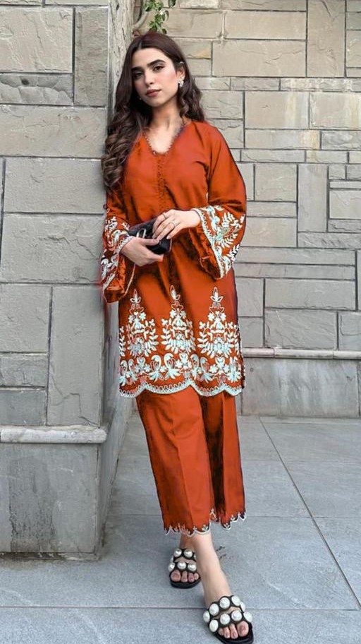 Kurta set for Women's Embroidered Two Piece Co-ord Set