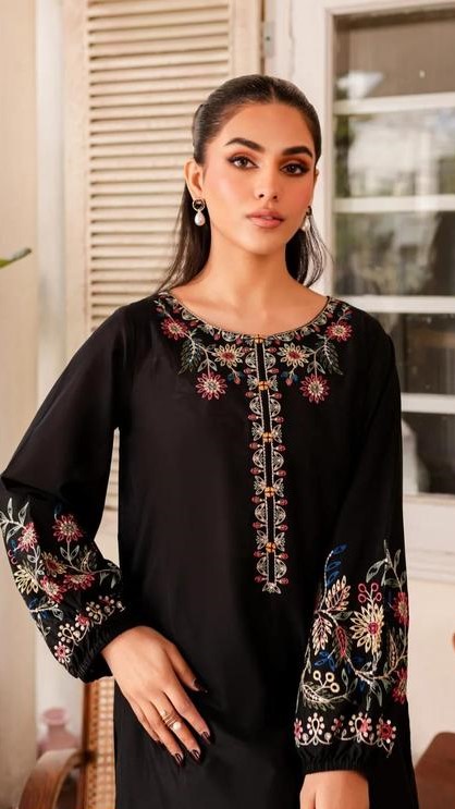 Designer cord set for women