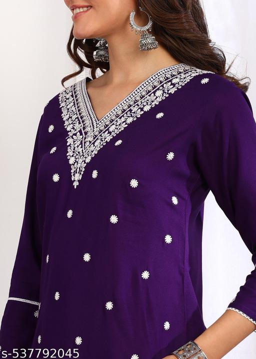 EMBROIDERED SEQUIN STRAIGHT KURTI - amamestyle