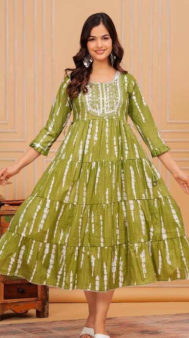 Women Embroidered  Anarkali kurti