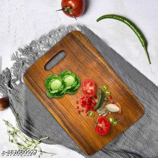 trendy chopping board/cutting board/wood cutting board/best cutting board for kitchen/cutting board with handle/cutting board set/large cutting board/flexible cutting board/kitchen cookware/kitchen items/kitchen accessories/kitchen tools/kitchen appliances/kitchenware/kitchen set/kitchen products  - Anuloria 