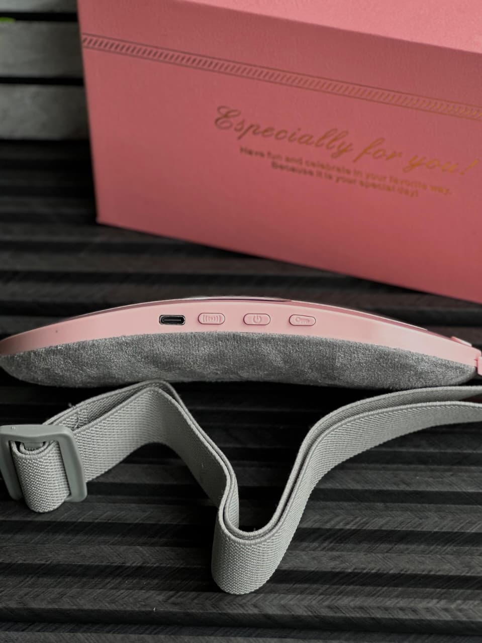 Kiyansh Enterprise Period Cramp Relief Massager & Heating Pad for Period Cramps Portable Cordless Periods Cramps Relief Machine 3-Temp. & 4-Massage Mode Fast Heating Menstrual Period Pain Relief Device for Women. - Zeyoria