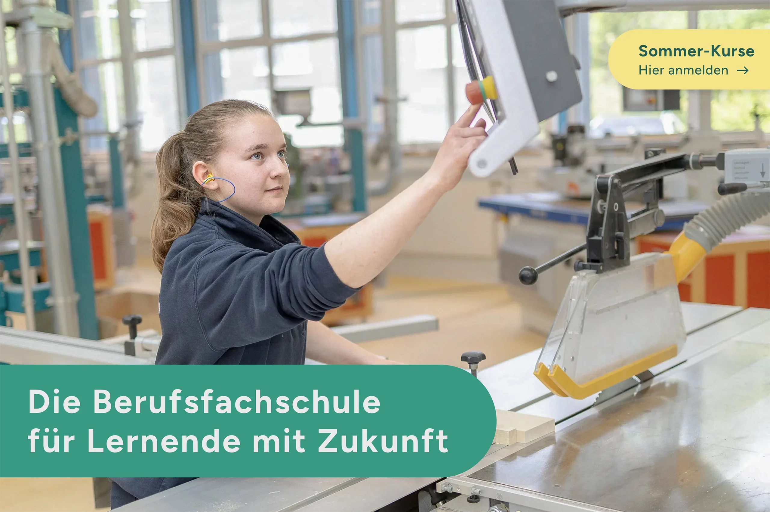 Frontend-Ansicht des Image Rotators mit Bildtext und verlinktem Button