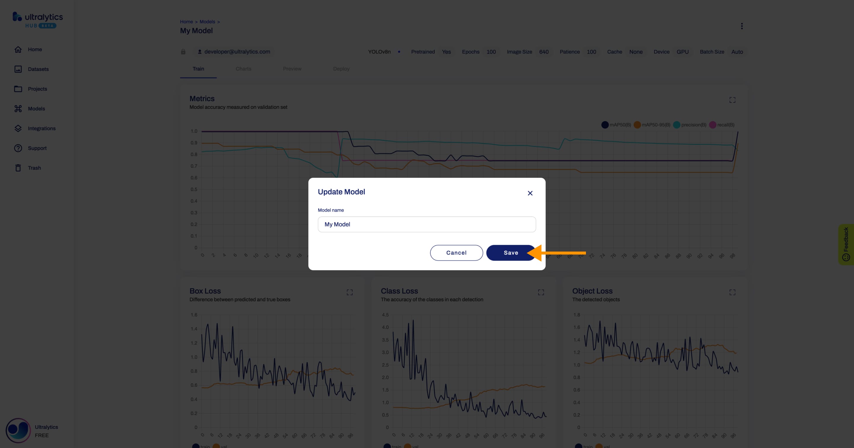 Ultralytics Modeli Güncelle iletişim kutusunun Kaydet düğmesini gösteren bir okla birlikte HUB ekran görüntüsü