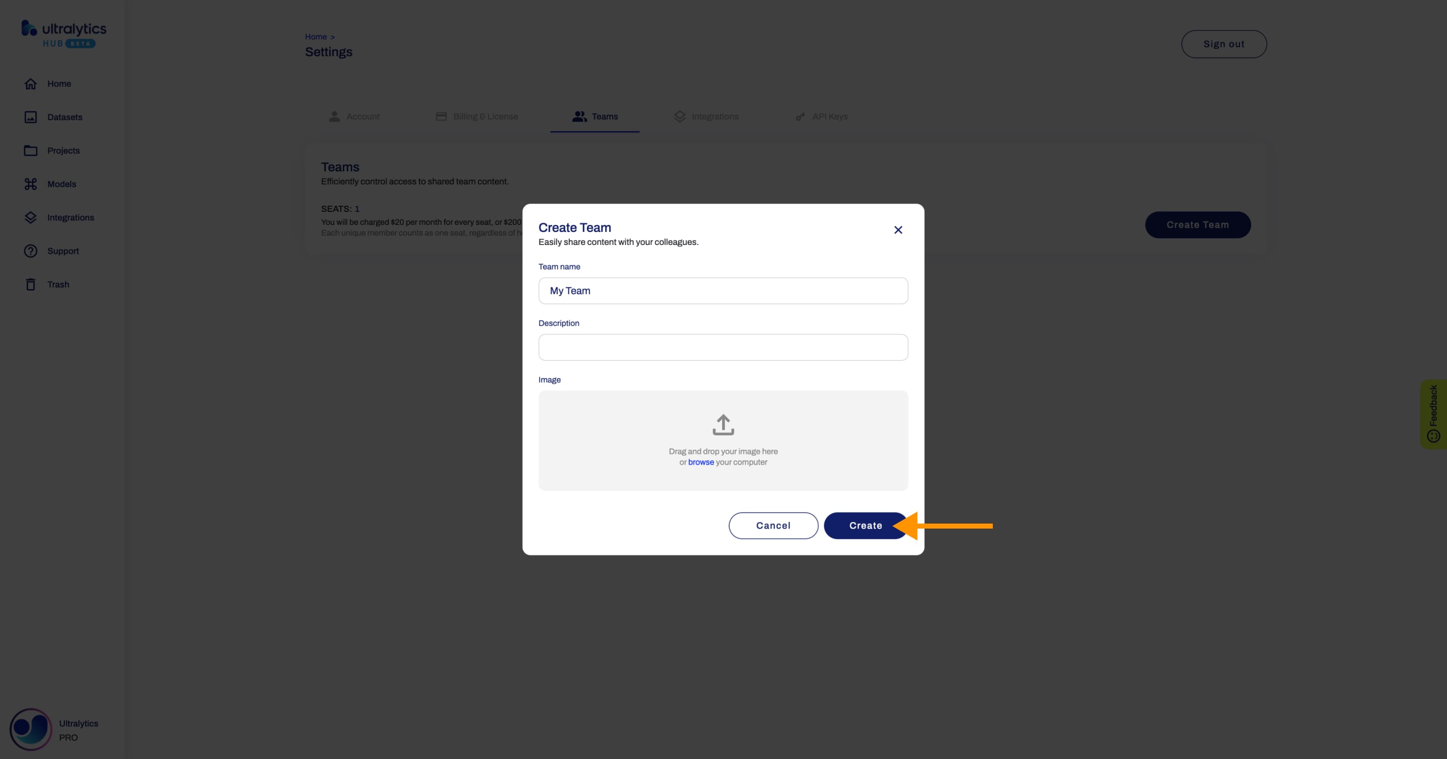 Ultralytics Captura de pantalla HUB del cuadro de diálogo Crear Equipo con una flecha apuntando al botón Crear
