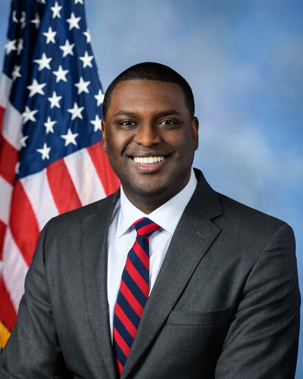 Official photo of JONES, MONDAIRE