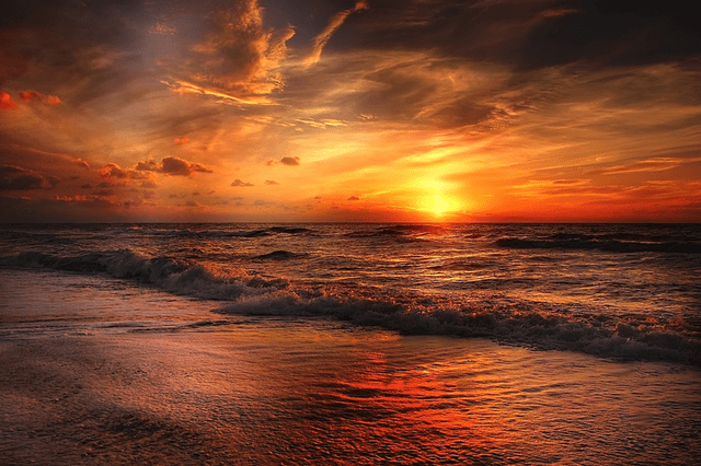 Beach sunset optimized by pngpetite 66.154% smaller