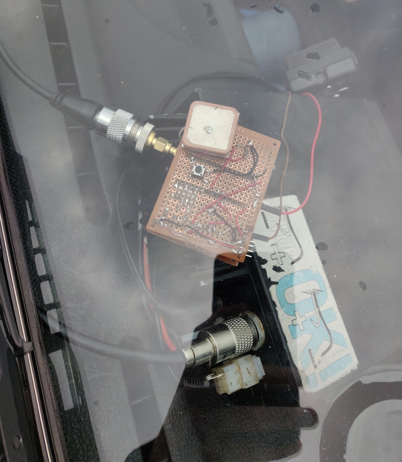 Arduino and DRA818 circuit from top of my car