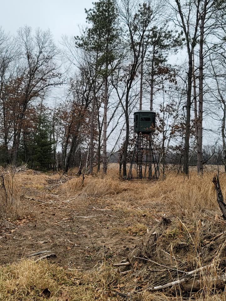 Buck Palace tower install — Proven Whitetail Systems