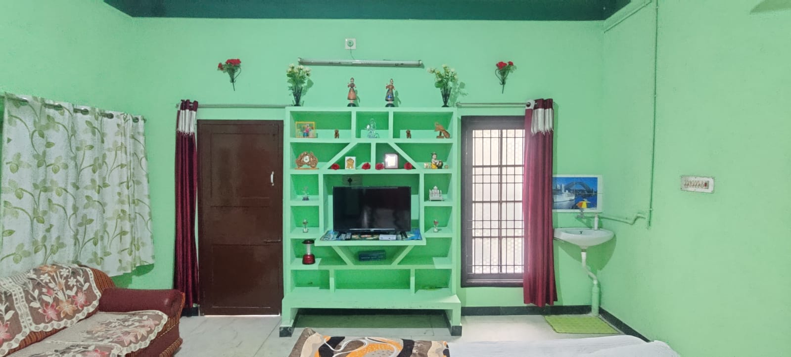 Serene garden area at Nithilagam Homestays