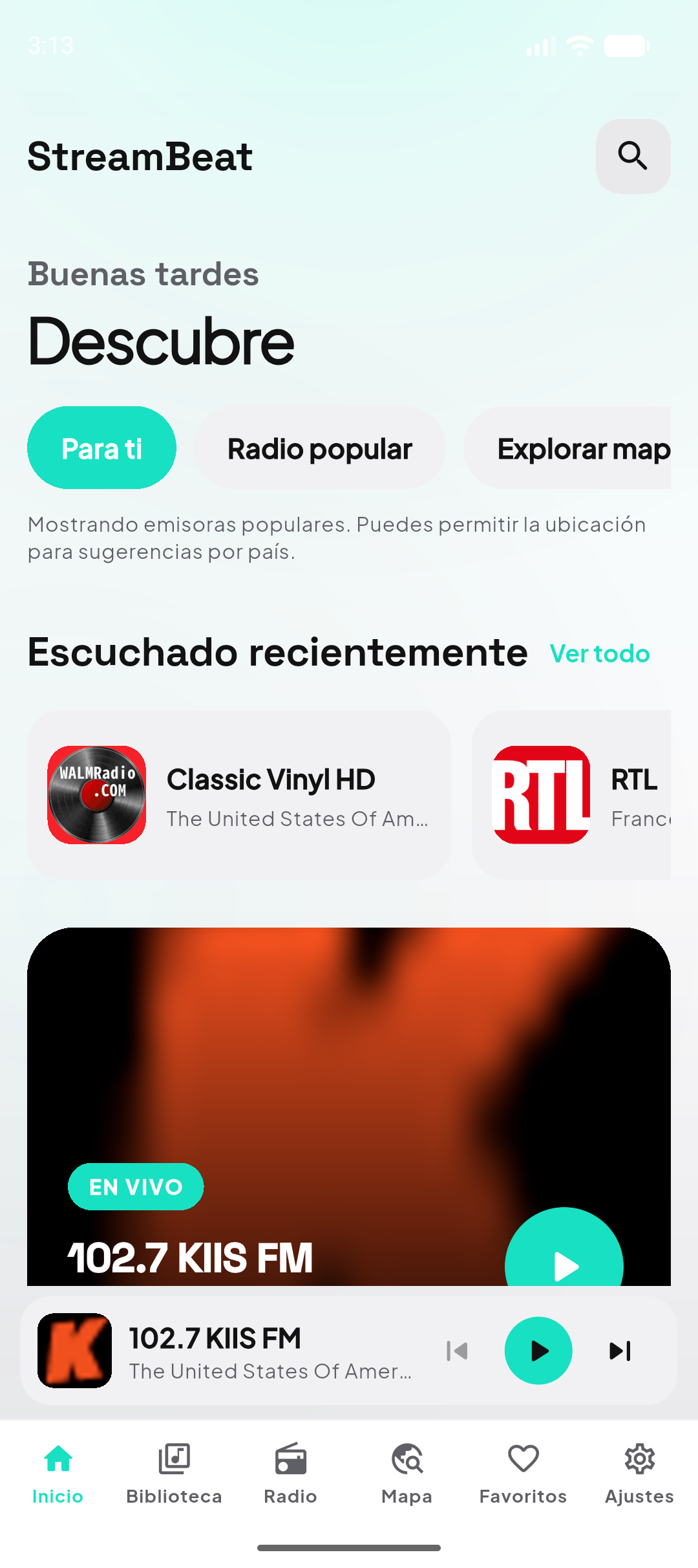 StreamBeat store: inicio con emisoras sugeridas, historial y minirreproductor de radio.