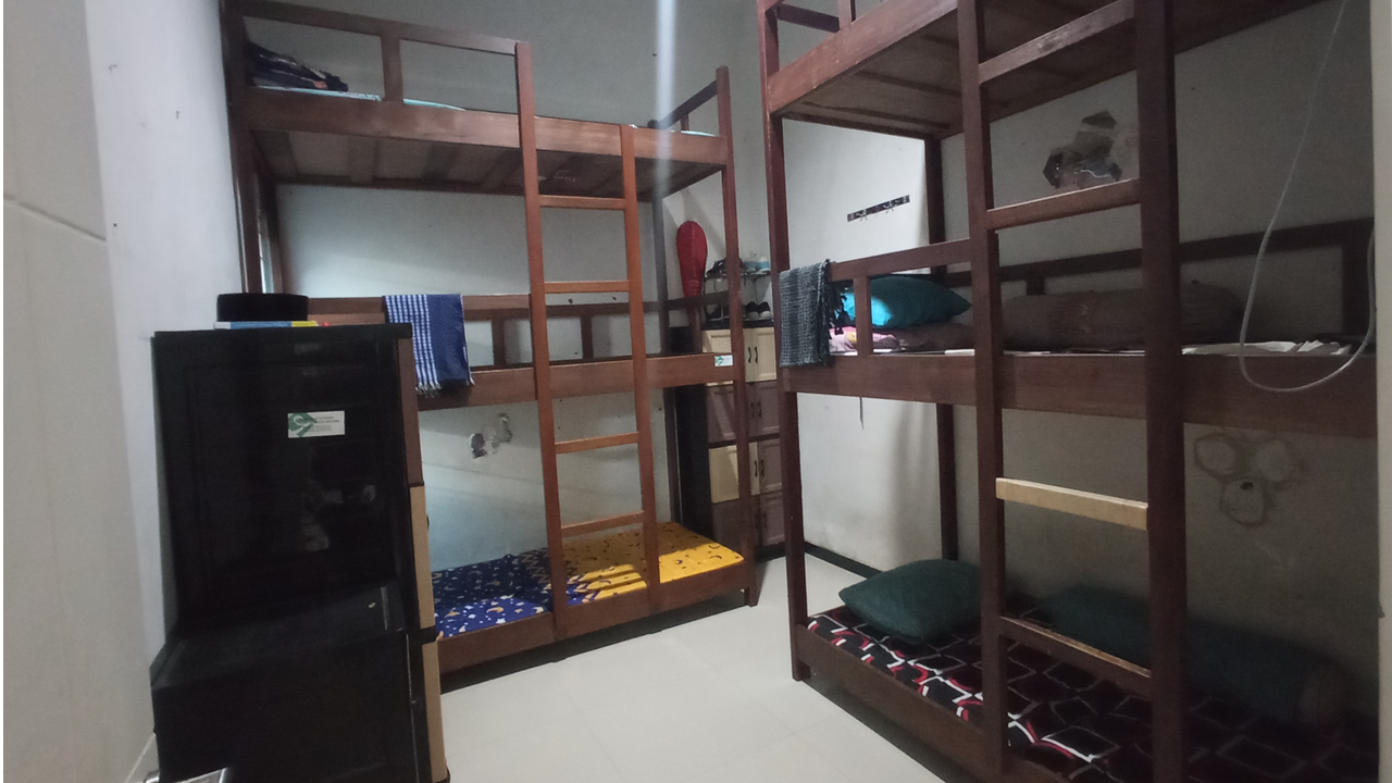 Kamar Tidur Putra