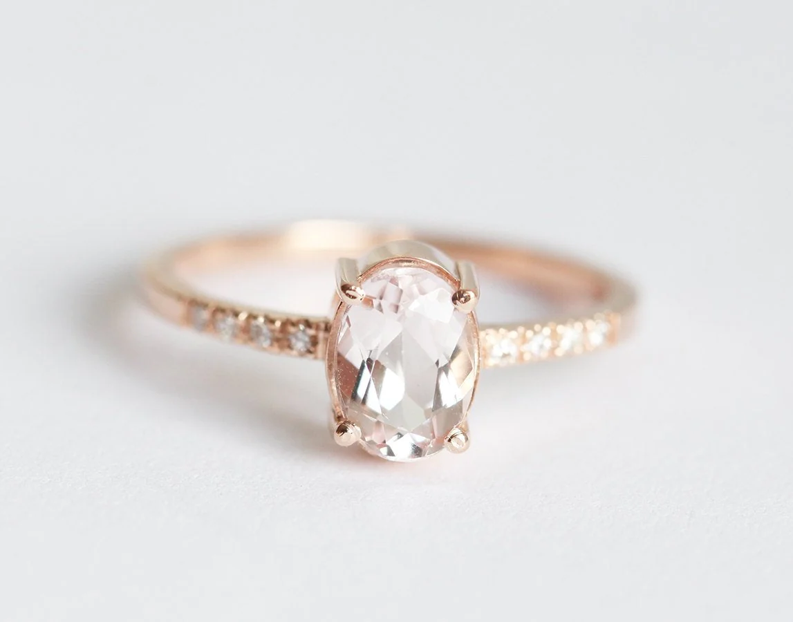 Halle Morganite Ring