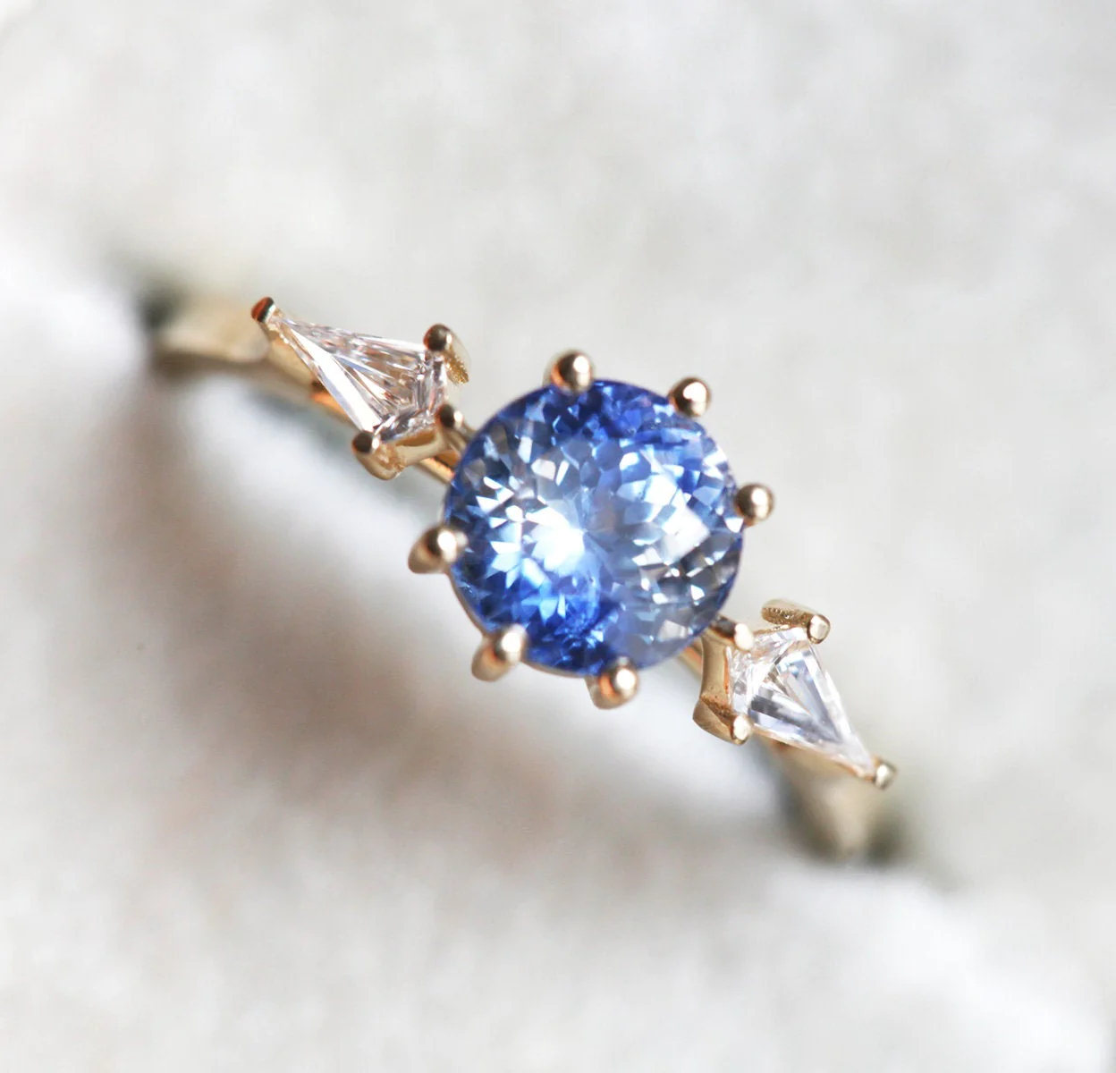 Jolie Sapphire Diamond Ring