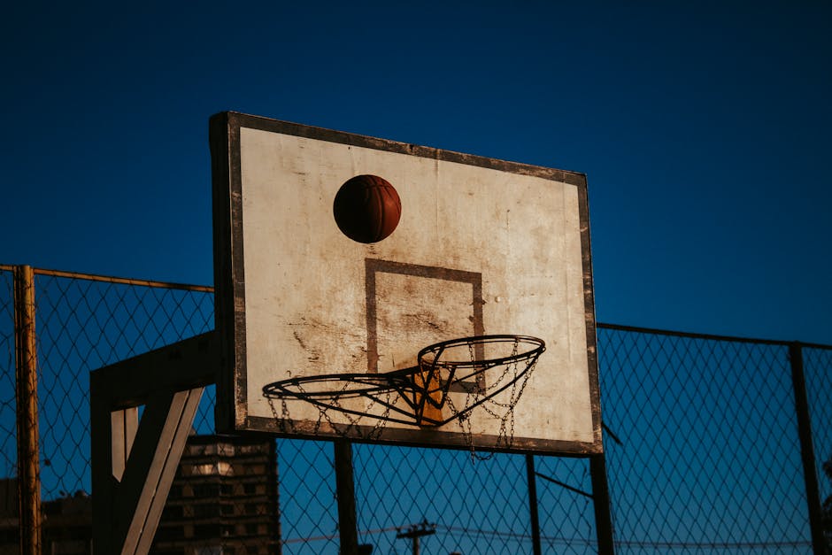 NBA 總決賽 2026 馬刺對尼克體育投注賠率分析手機介面霓虹燈效果