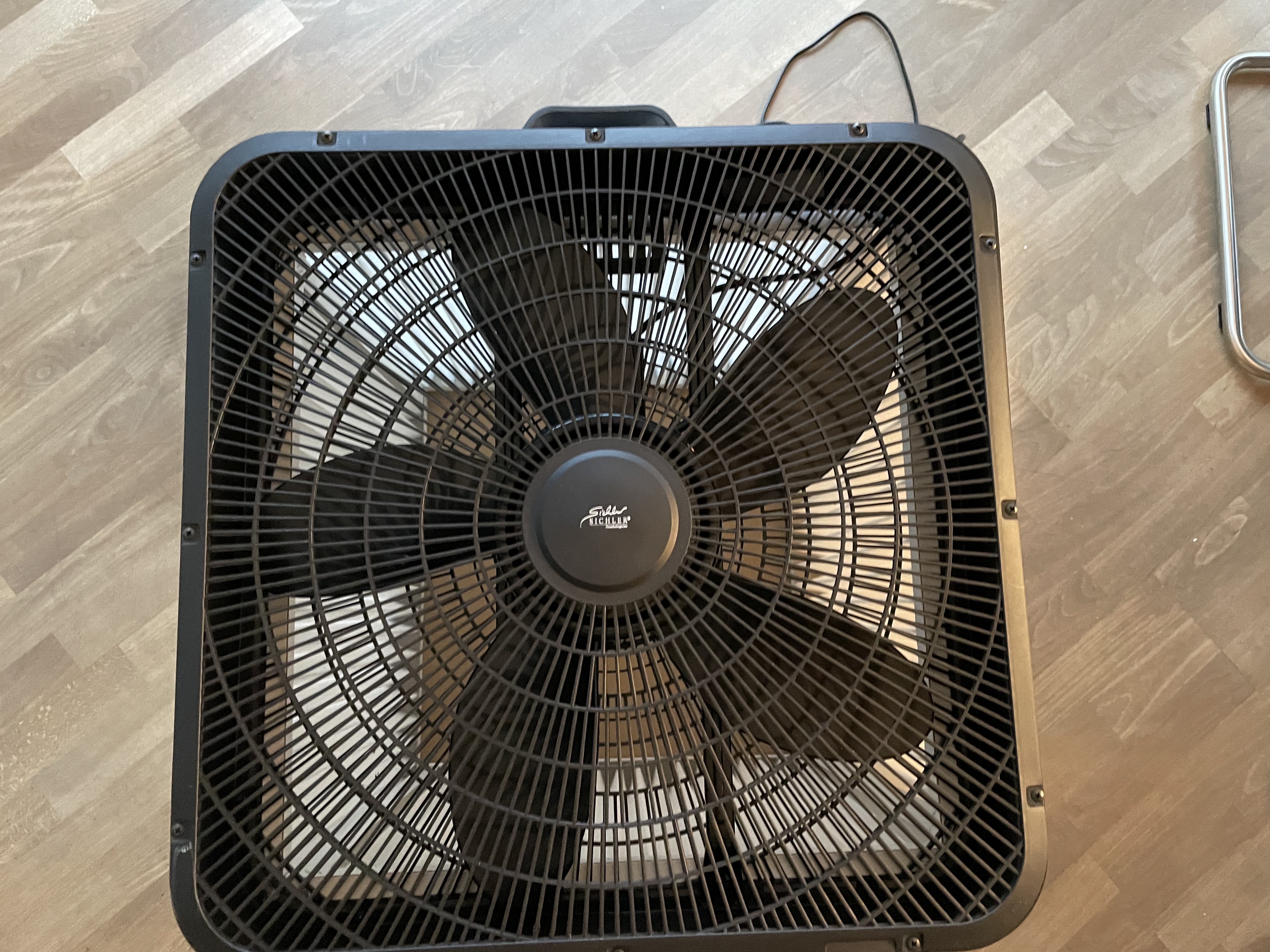 Mounted fan