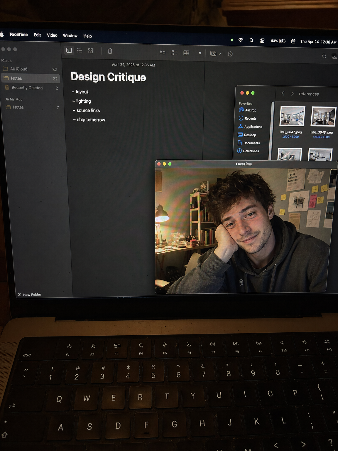 docs/screen-photography/laptop-notes-facetime-screen.png