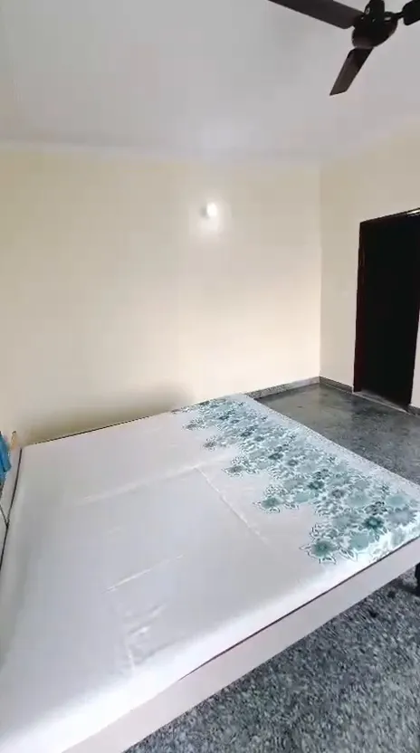 StayPlace 007 Sunrise Sector 38 Gurugram