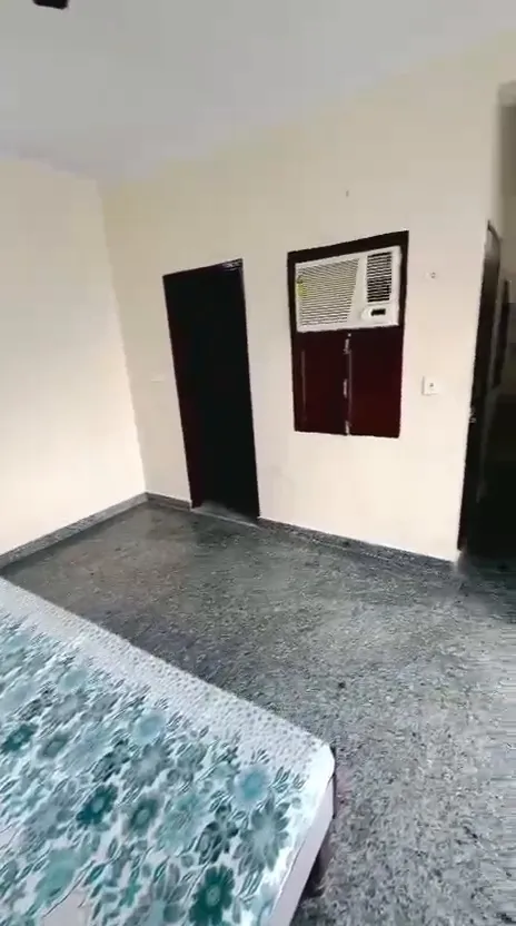 StayPlace 007 room