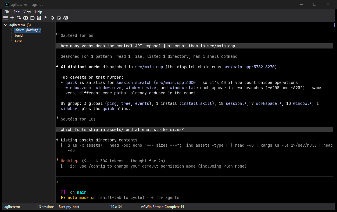 agliteterm running Claude Code, with the working session marked in the sidebar