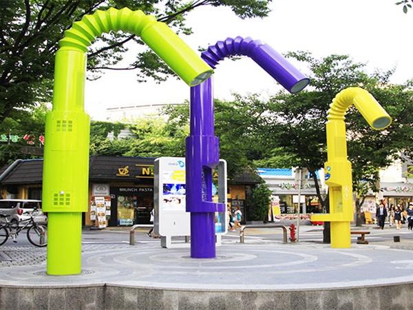 신촌 아리수 스트로우 야외공연장 서대문구 명물길