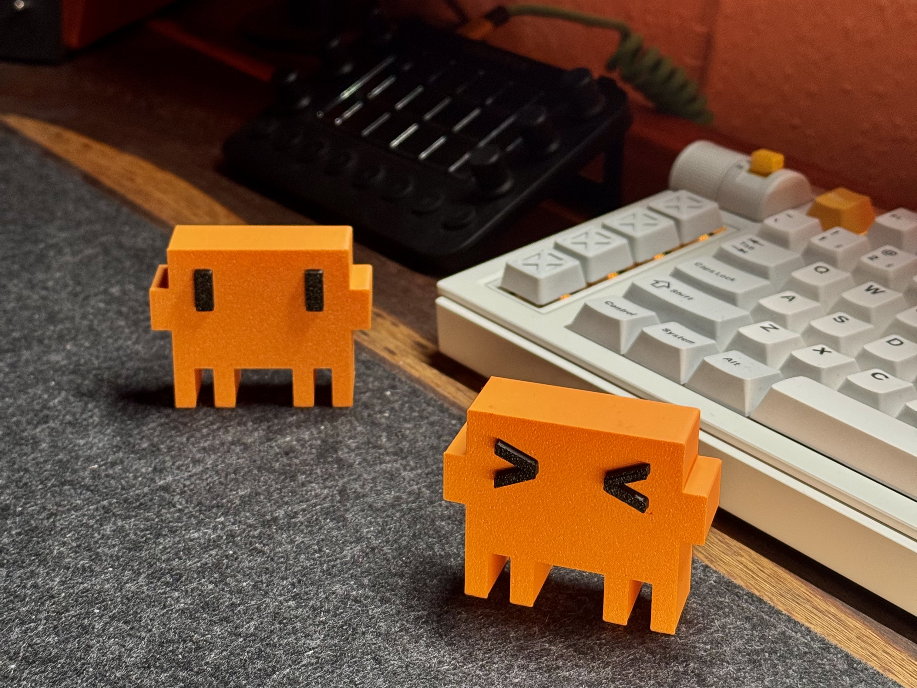 3D printed Clawd model with squished eyes